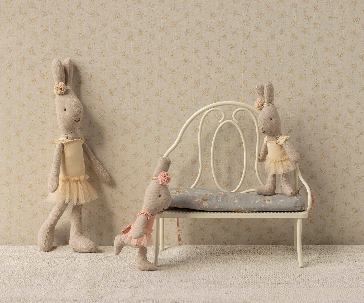Rabbit size 1, Classic - Ballet suit and skirt cream