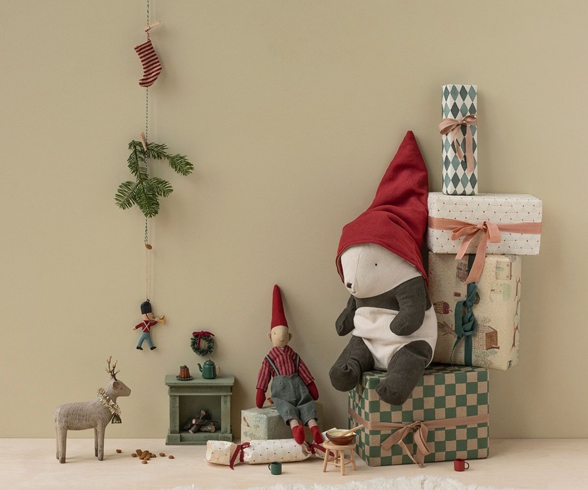 Metal ornament, Guard - Trumpet