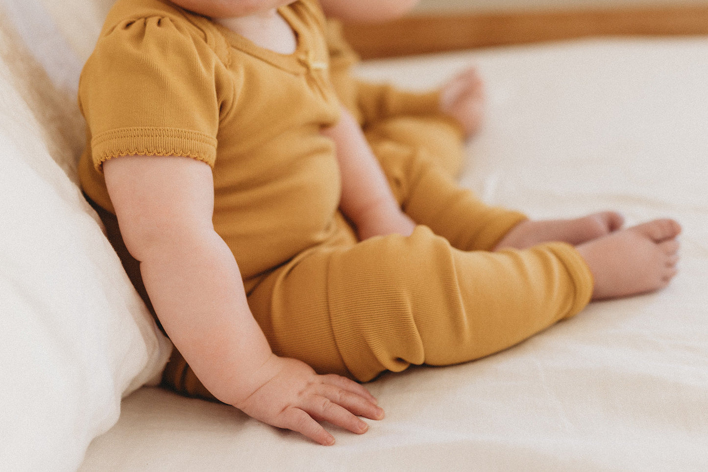 short sleeve pouf onesie, honey