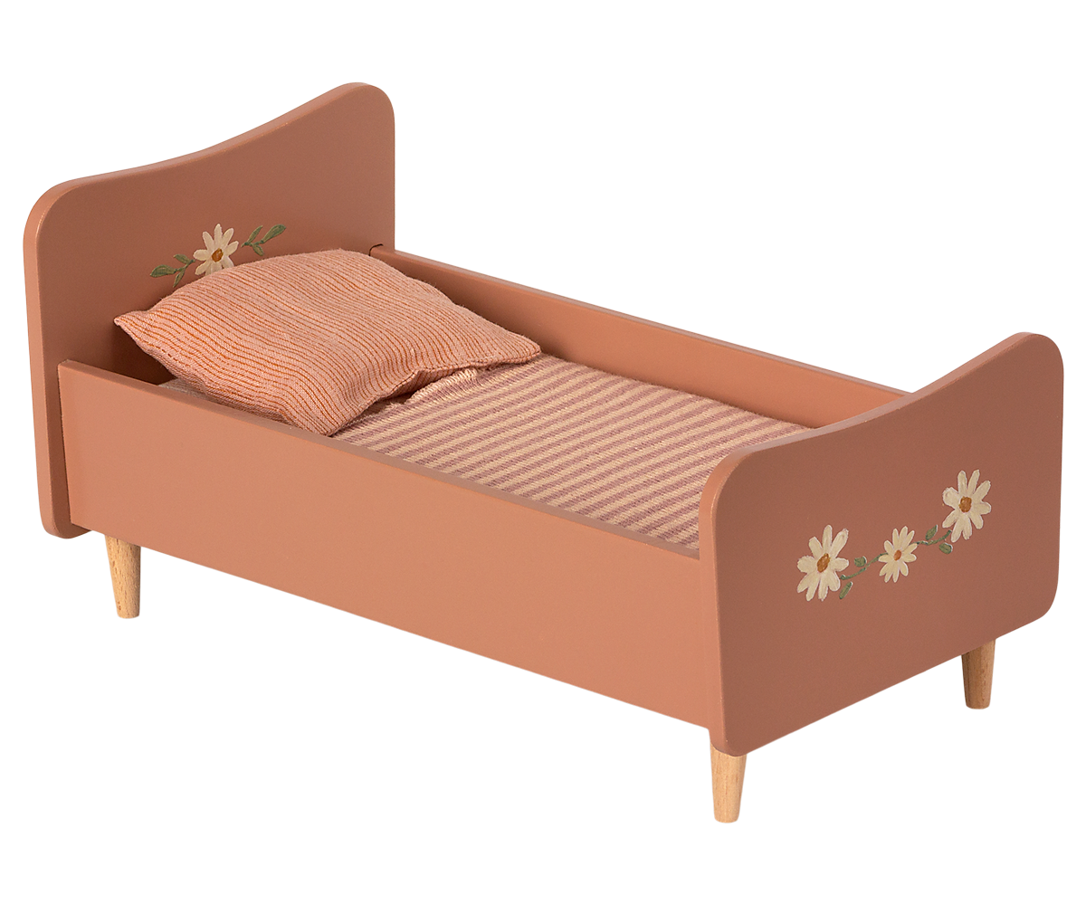 Wooden Bed, Miniature - Rose