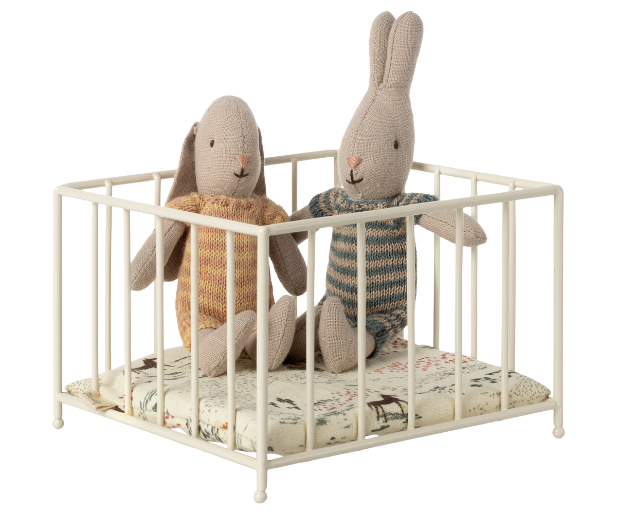 Playpen, Micro