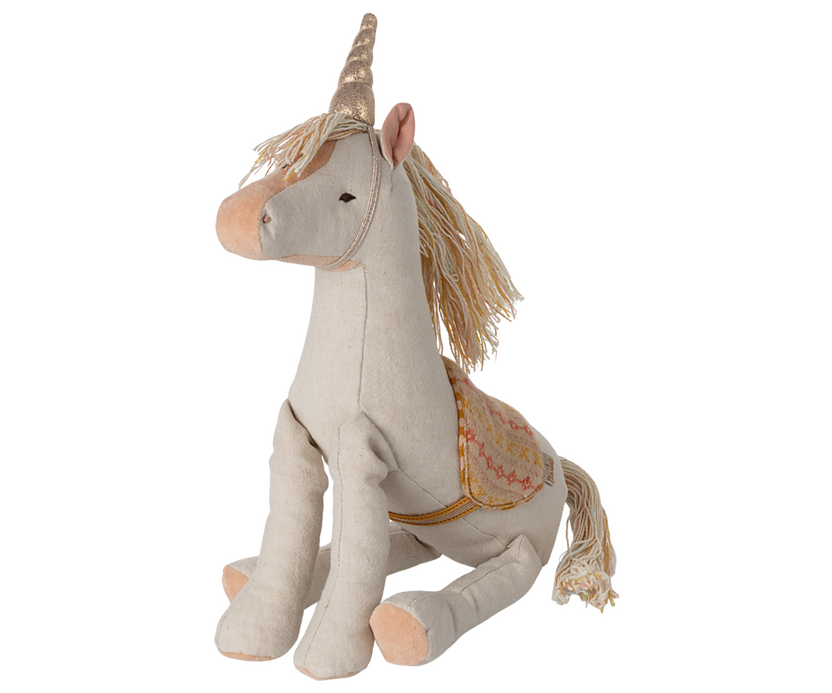 Unicorn, Medium