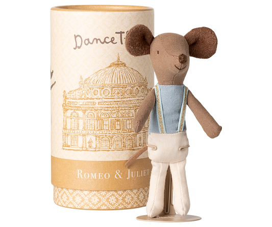 Ballet dancer mouse, Big brother