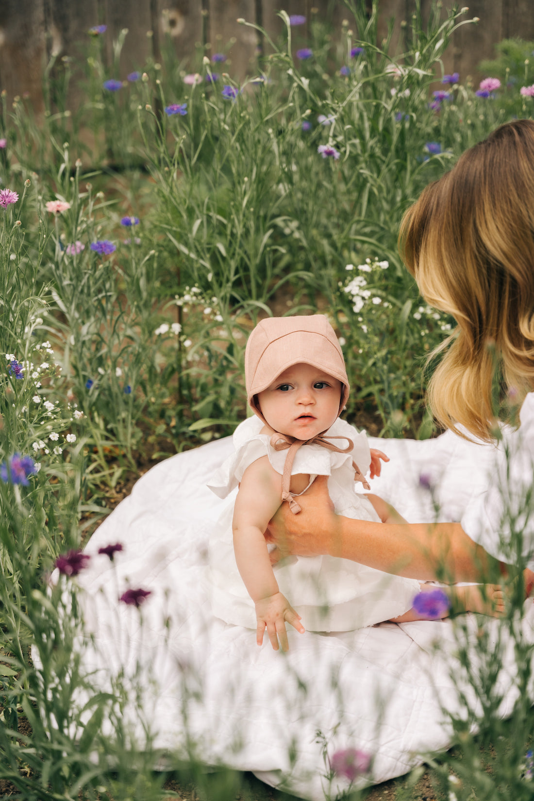 Brimmed Wren Linen Bonnet Cotton-Lined